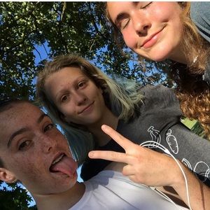 Meet your Posher, Faith